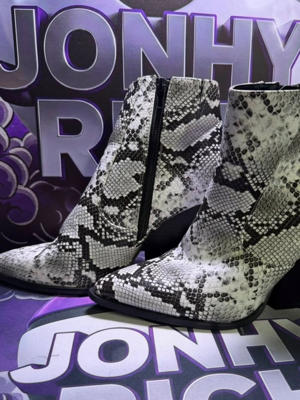 Glaze-1 Women's Size 8 Snake Print Ankle Boots – Pointed Toe Block Heel